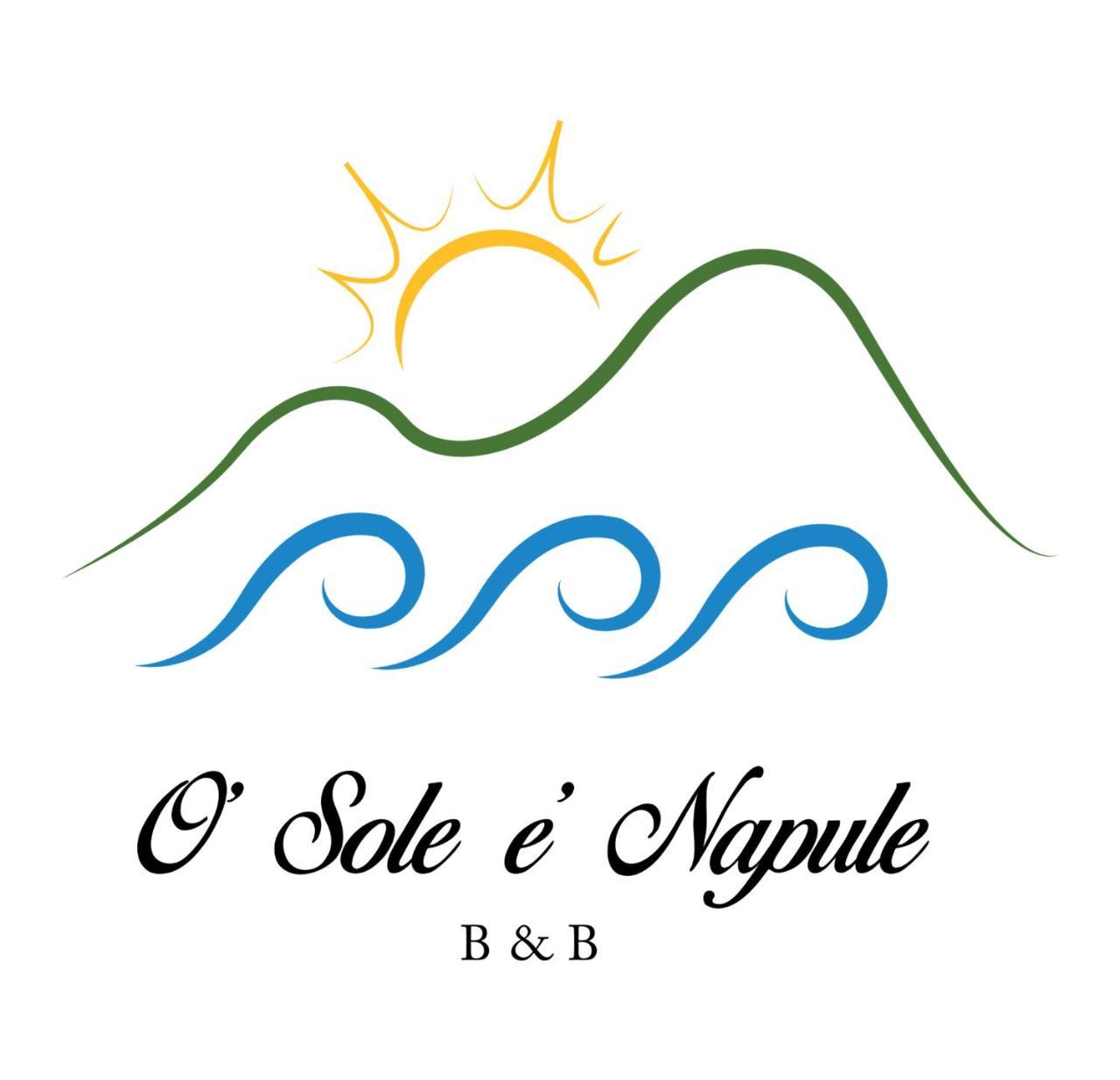 O' Sole E' Napule Acomodação com café da manhã Nápoles Exterior foto